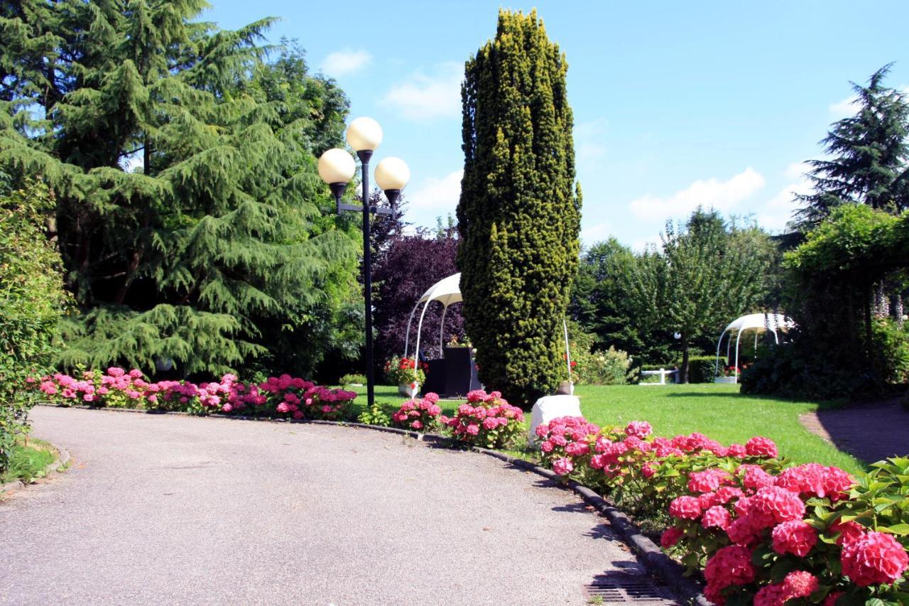 La Berteliere, The Originals Relais Hotel Saint-Martin-du-Vivier Kültér fotó